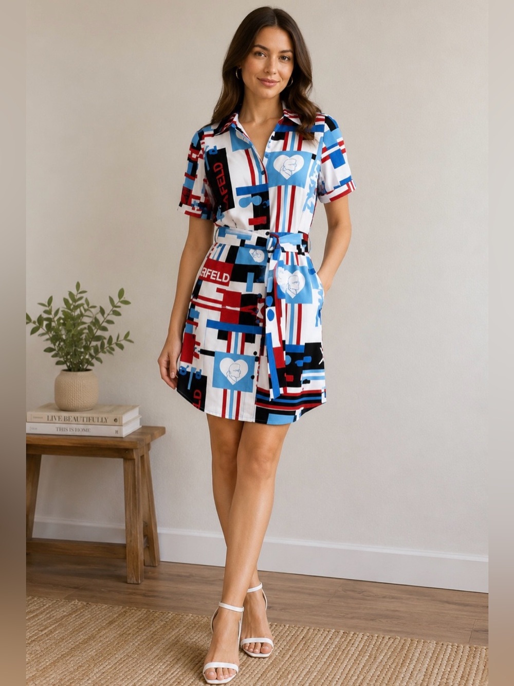Karl Lagerfeld sketch logo print belted botton lined dress
Size 6